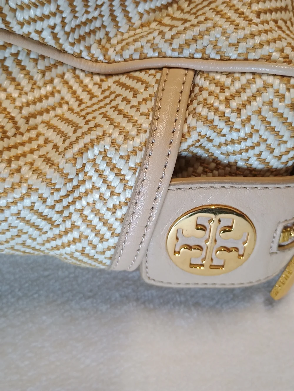 Tory Burch Vintage Woven Beige Weekend Duffel Bag - Unbranded - Picture 3 of 13